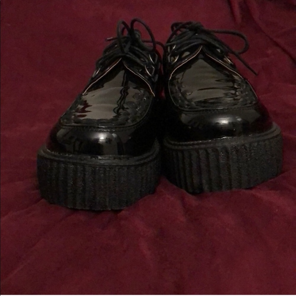 Patent Leather Platform Shoes View 3
